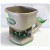 Image 1 : SCOTT'S SEED AND FERTILIZER SPREADER - 5