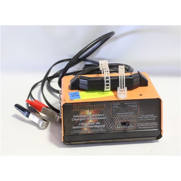 MOTO-MASTER ELIMINATOR INTELLIGENT BATTERY CHARGER