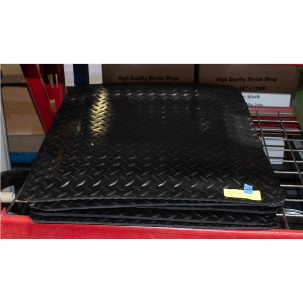 LOT OF 5 ANTI FATIGUE MATS