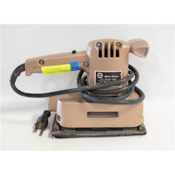 VINTAGE BLACK AND DECK FINISHING SANDER MODEL