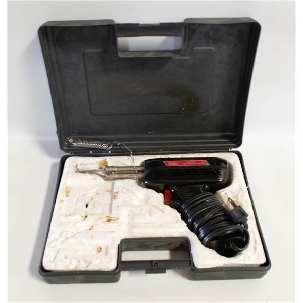 VINTAGE WELLER SOLDER IRON MODEL 8200 IN CASE