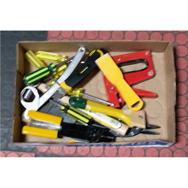 LOT VARIOUS ESTATE TOOLS