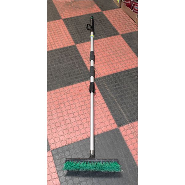 77" PUSH FLOOR BROOM