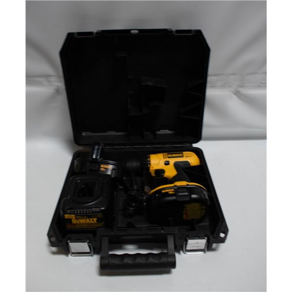 DEWALT 18V CORDLESS DRILL WITH CHARGER EXTRA