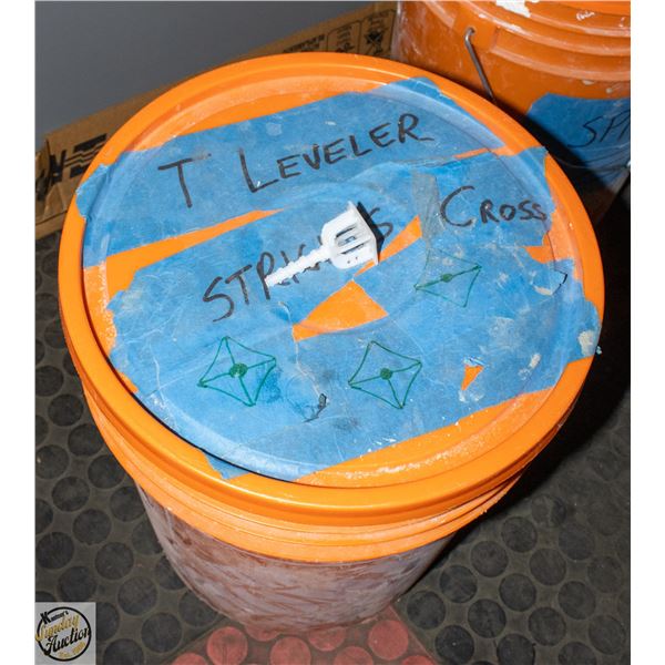 HALF BUCKET OF TILE LEVELING CAPS