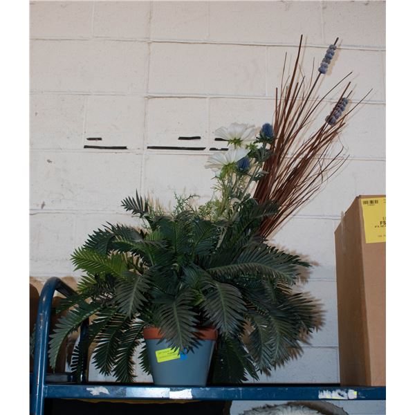 ARTIFICIAL PLANT ARRANGEMENT