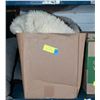 Image 1 : PURE WOOL PILE SLEEPER