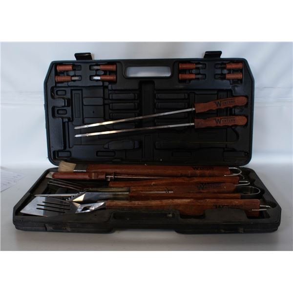 HARD CASED BBQ UTENSILS/TOOLS