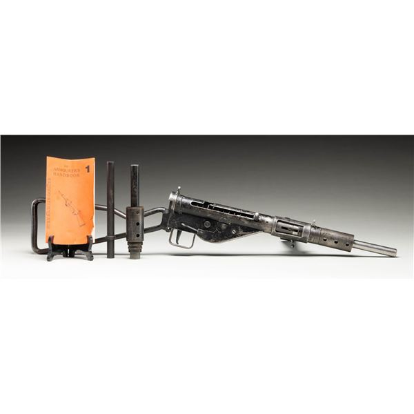 FULLY TRANSFERABLE STEN MK2 SUBMACHINE GUN.