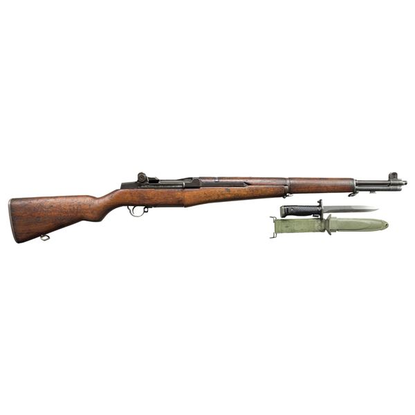 US SPRINGFIELD M1 GARAND SEMI-AUTO MILITARY RIFLE.