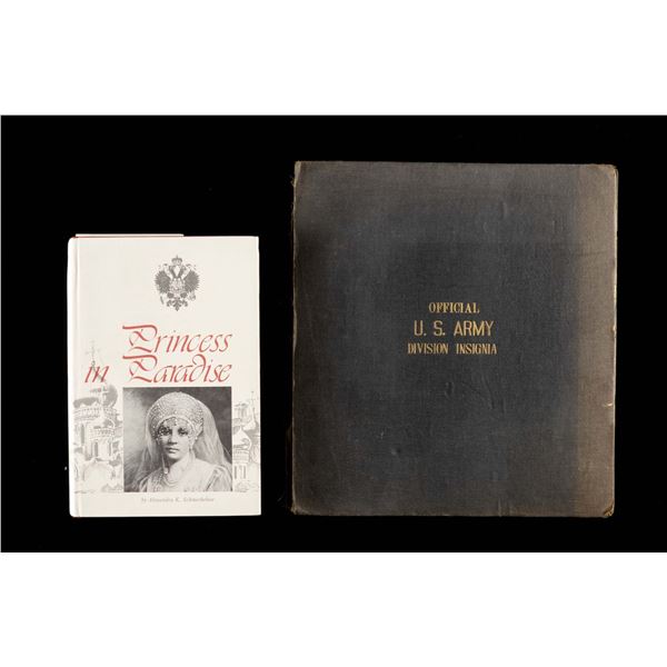 US WWI LIBERTY LOAN PATCHES & ASSOCIATED BOOK.