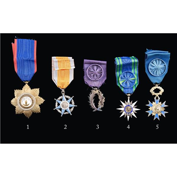 5 FRENCH ORDERS AND MEDALS.