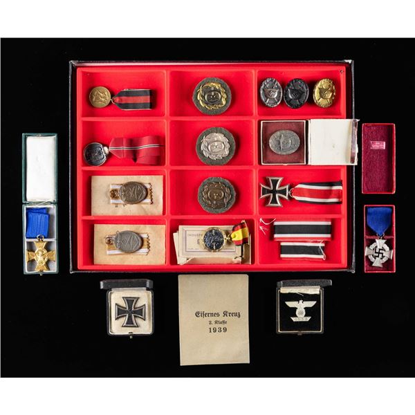 WWII GERMAN MEDALS AND BADGES.
