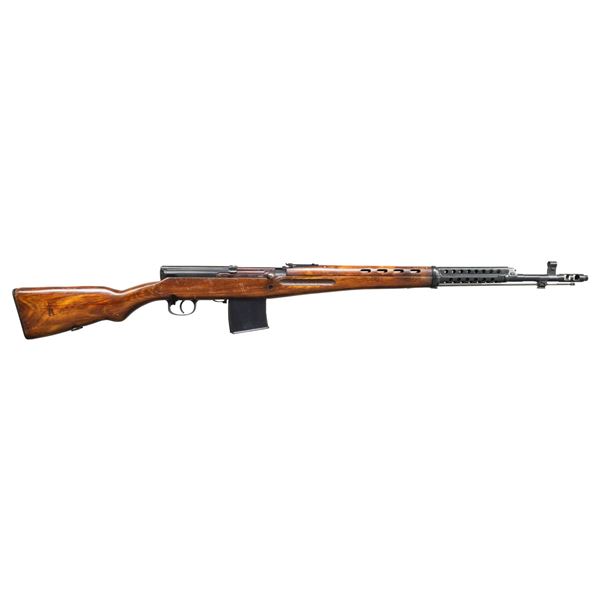 WW2 SOVIET SVT-40 SEMI AUTO RIFLE.