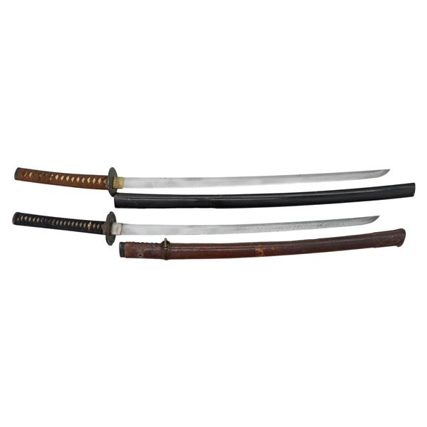 2 KATANAS.