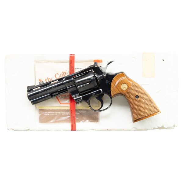COLT PYTHON DA REVOLVER.