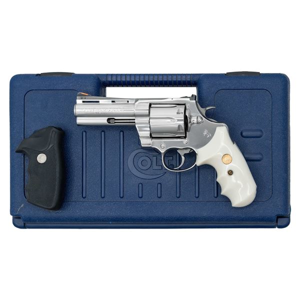 COLT BRIGHT STAINLESS ANACONDA DA REVOLVER.