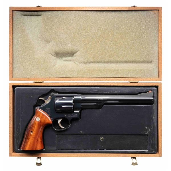 SMITH & WESSON MODEL 57 DA REVOLVER.
