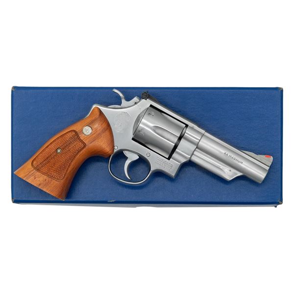 SMITH & WESSON MODEL 629 DOUBLE ACTION REVOLVER.