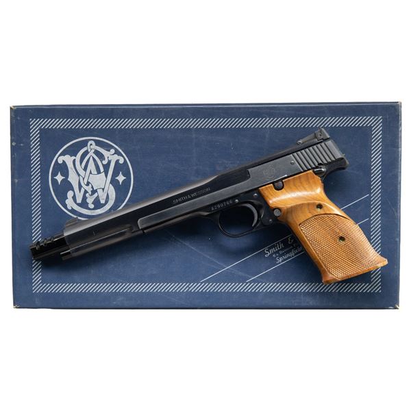SMITH & WESSON MODEL 41 TARGET PISTOL.