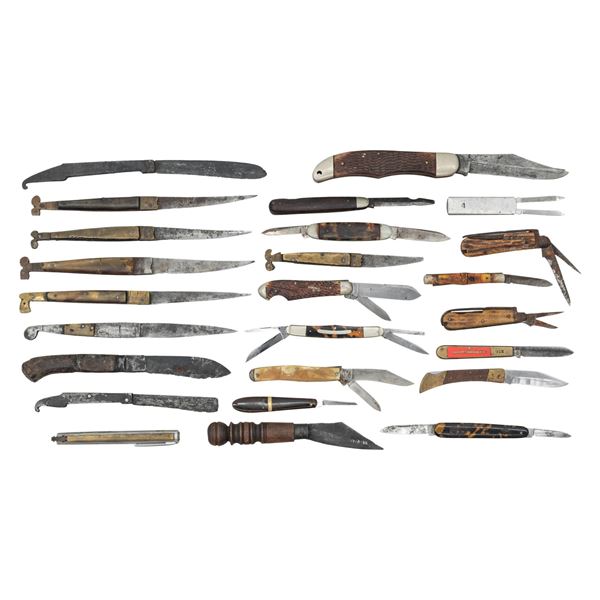 LARGE GROUP OF 25 VINTAGE POCKET KNIVES.```