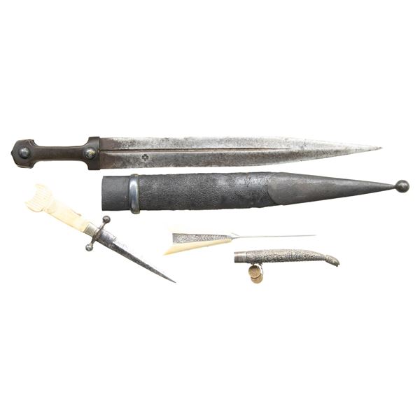 KINJAL & 2 SMALL DAGGERS.