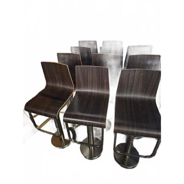 11 Bar Stools