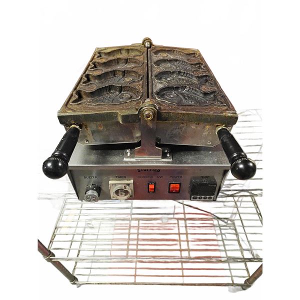 Stuffies Fish-Shaped Waffle Maker