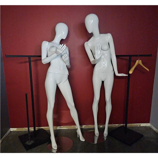 Glossy White Female Mannequins