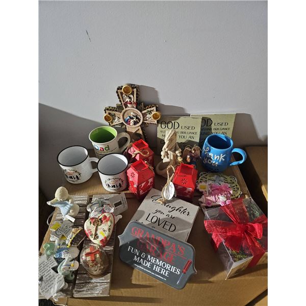 Decorative Plaques and Mugs Lot