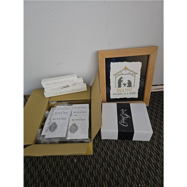 Roman Oh Holy Night Ornaments and Nativity Fr