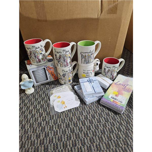 Mugs, Figurines and Stationery Lot
