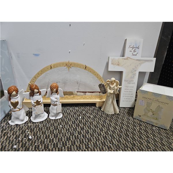 Angel Figurines and Decor