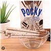 Image 1 : Glico Pocky Cookies & Cream 10-Pack