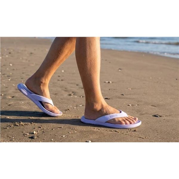 Roots Women's Flip Flops Size 11 Purple