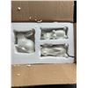 Image 2 : EASIMECOR Ceramic White 3 pc Spring Decor