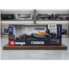 Image 1 : Bburago Red Bull Racing RB19 1:18 Model Car