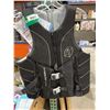 Image 3 : Hyperlite Life Vest Adult XL