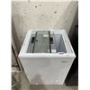Image 3 : Midea Chest Freezer With Glass Top