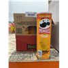 Image 2 : Pringles Cheddar 14 x 156g