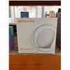 Image 2 : MEDIACOUS LED Therapy Lamp MELT01