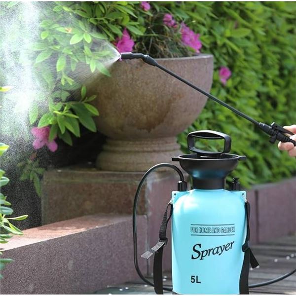 Clicic Lawn and Garden Portable Sprayer 1.3 Gallon (5L) - Pump Pressure Sprayer