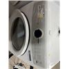 Image 4 : Electrolux Electric Dryer DRYBOOST White