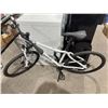 Image 2 : Northrock XCW Mountain Crossover Bike, White