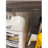 Image 3 : McDade Antifreeze + Coolant 50/50 3.78 Liters