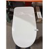 Image 2 : OVE Savoy Smart Toilet
