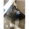 Image 2 : RONA and VALU+ Poly Leaf Rakes, 3pcs