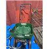 Image 4 : Scotts Turf Builder EdgeGuard Mini Spreader