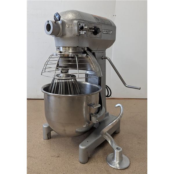 Hobart A200 20qt All Purpose Mixer w/Wire Whip & Hook