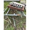 Image 1 : Steel Gates and Metal Panels